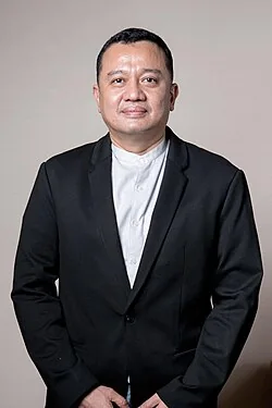 Dr. Edwin Hidayat Abdullah