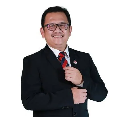 Dr. Budi Prawara