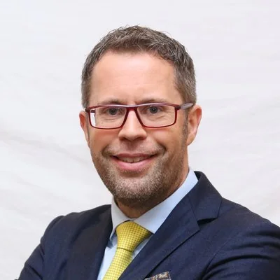 Prof. Niclas Adler